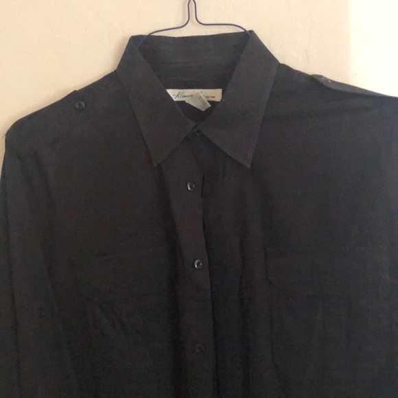 Kenneth Cole Buttoned down shirt - Picture 3 of 3
